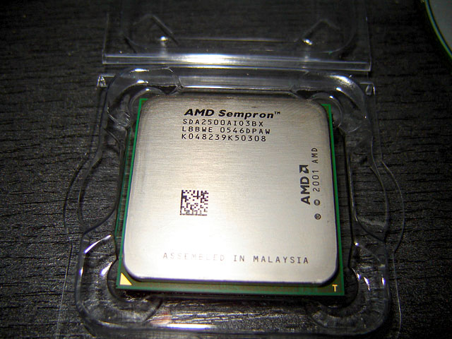 AMD Sempron 2500+ 64bit
