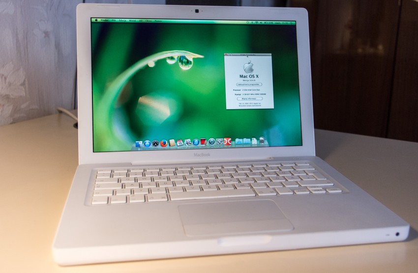 MacBook A1181, Intel Core Duo 2Ghz T2500, 2GB DDR2 PC2-5300, OSX.X86-32
